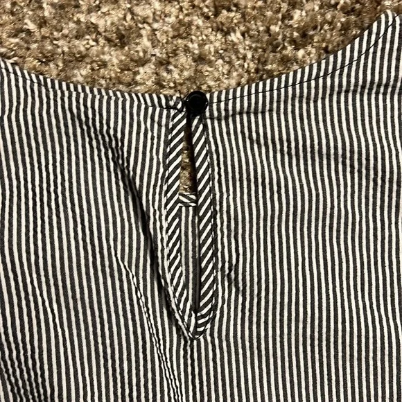 Women’s top - Picture 7 of 8